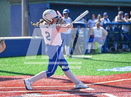 Thumbnail 2 in Slocum vs Moulton (UIL 1A Regional Final) Game 1 photogallery.