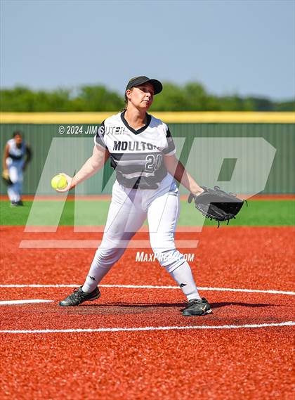 Thumbnail 3 in Slocum vs Moulton (UIL 1A Regional Final) Game 1 photogallery.