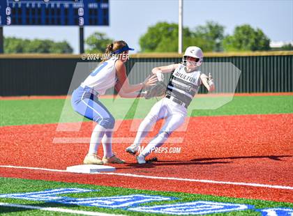 Thumbnail 1 in Slocum vs Moulton (UIL 1A Regional Final) Game 1 photogallery.