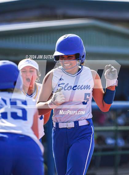 Thumbnail 2 in Slocum vs Moulton (UIL 1A Regional Final) Game 1 photogallery.