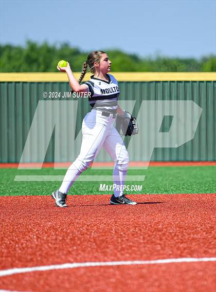 Thumbnail 2 in Slocum vs Moulton (UIL 1A Regional Final) Game 1 photogallery.