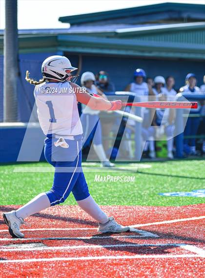 Thumbnail 2 in Slocum vs Moulton (UIL 1A Regional Final) Game 1 photogallery.