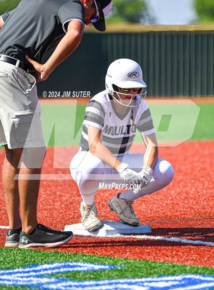 Thumbnail 3 in Slocum vs Moulton (UIL 1A Regional Final) Game 1 photogallery.