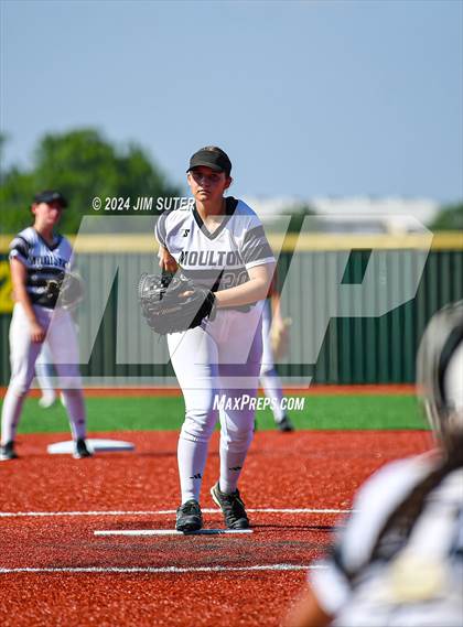 Thumbnail 2 in Slocum vs Moulton (UIL 1A Regional Final) Game 1 photogallery.