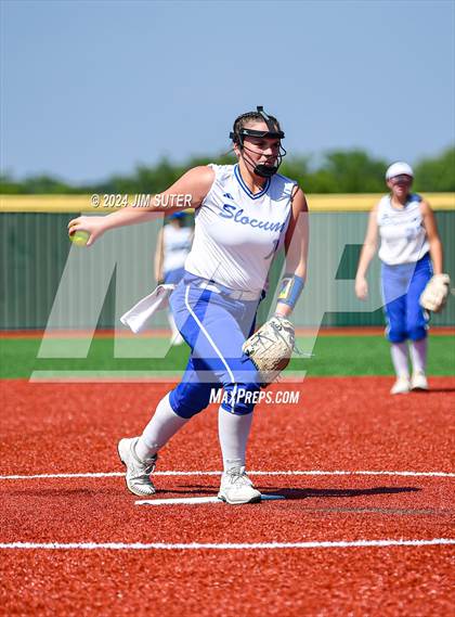 Thumbnail 2 in Slocum vs Moulton (UIL 1A Regional Final) Game 1 photogallery.