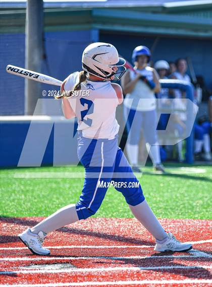 Thumbnail 2 in Slocum vs Moulton (UIL 1A Regional Final) Game 1 photogallery.