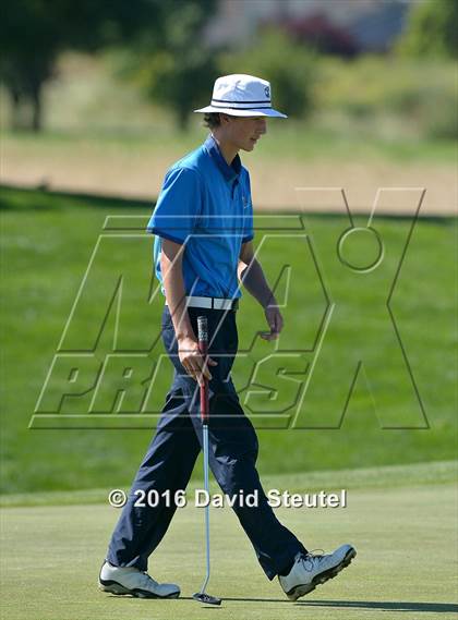 Thumbnail 2 in CIF SJS Boys Masters Golf Championships photogallery.