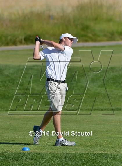 Thumbnail 2 in CIF SJS Boys Masters Golf Championships photogallery.