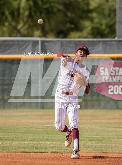 Thumbnail 1 in Chandler @ Hamilton photogallery.