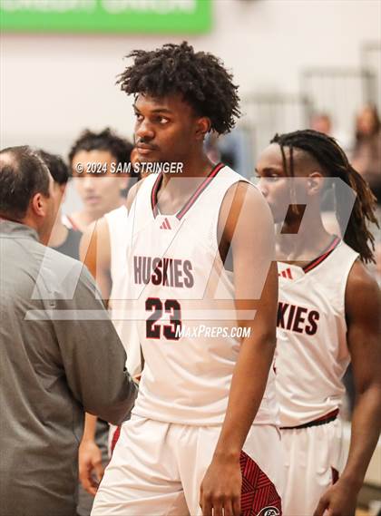 Thumbnail 3 in Centennial vs. Salesian College Preparatory (Pro Image Holiday Classic Large Schools) photogallery.