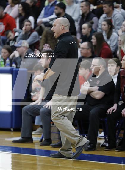 Thumbnail 1 in Unioto vs Vinton County (OHSAA D2 District Semifinal) photogallery.