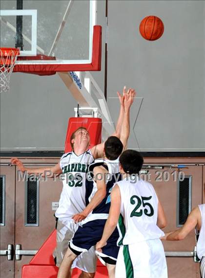 Thumbnail 3 in Chaparral vs. Maranatha Christian (MaxPreps Holiday Classic Senator's Final) photogallery.