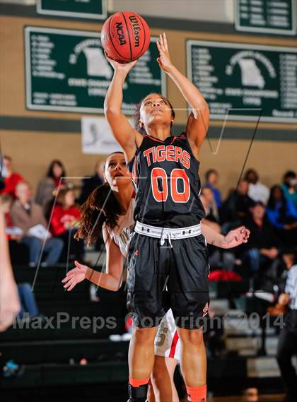Thumbnail 1 in Parkway South vs Edwardsville (Prepcasts Elite Girls Shootout VI) photogallery.