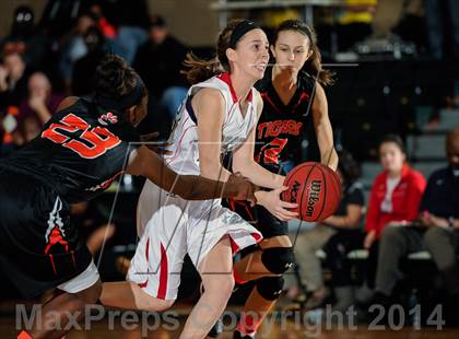Thumbnail 3 in Parkway South vs Edwardsville (Prepcasts Elite Girls Shootout VI) photogallery.
