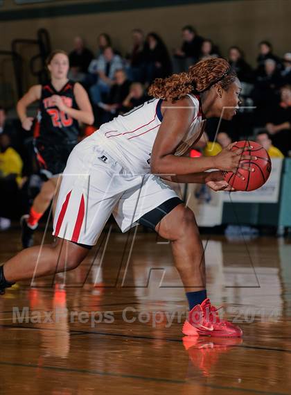 Thumbnail 1 in Parkway South vs Edwardsville (Prepcasts Elite Girls Shootout VI) photogallery.