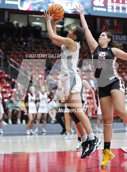 Thumbnail 3 in Morgan vs. Layton Christian Academy (UHSAA 3A Quarterfinal) photogallery.