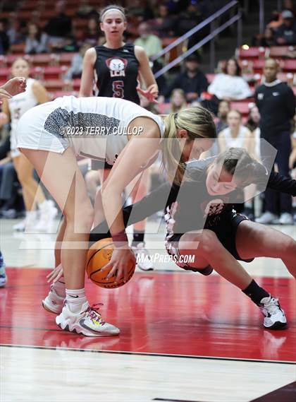 Thumbnail 1 in Morgan vs. Layton Christian Academy (UHSAA 3A Quarterfinal) photogallery.