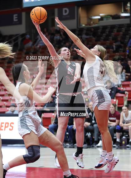 Thumbnail 3 in Morgan vs. Layton Christian Academy (UHSAA 3A Quarterfinal) photogallery.