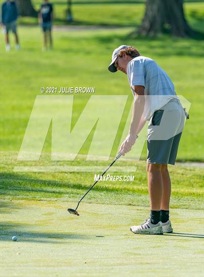 Thumbnail 1 in IHSAA Cathedral Sectional photogallery.