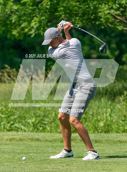 Thumbnail 1 in IHSAA Cathedral Sectional photogallery.