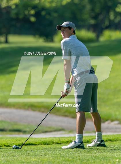 Thumbnail 3 in IHSAA Cathedral Sectional photogallery.