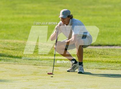 Thumbnail 2 in IHSAA Cathedral Sectional photogallery.