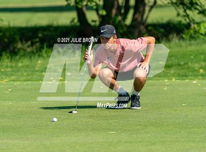Thumbnail 2 in IHSAA Cathedral Sectional photogallery.