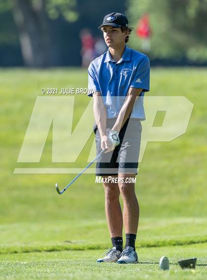 Thumbnail 3 in IHSAA Cathedral Sectional photogallery.