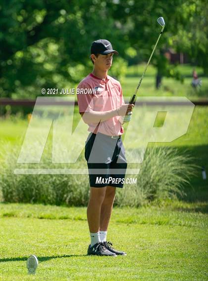 Thumbnail 1 in IHSAA Cathedral Sectional photogallery.
