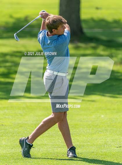 Thumbnail 3 in IHSAA Cathedral Sectional photogallery.