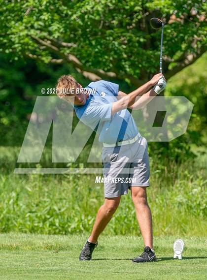 Thumbnail 1 in IHSAA Cathedral Sectional photogallery.