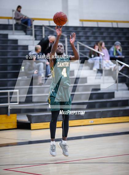 Thumbnail 3 in Canyon vs Palmdale (Hart Holiday Classic) photogallery.