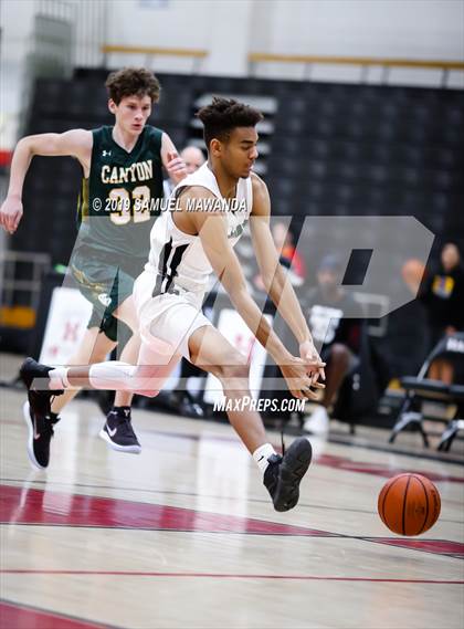 Thumbnail 2 in Canyon vs Palmdale (Hart Holiday Classic) photogallery.
