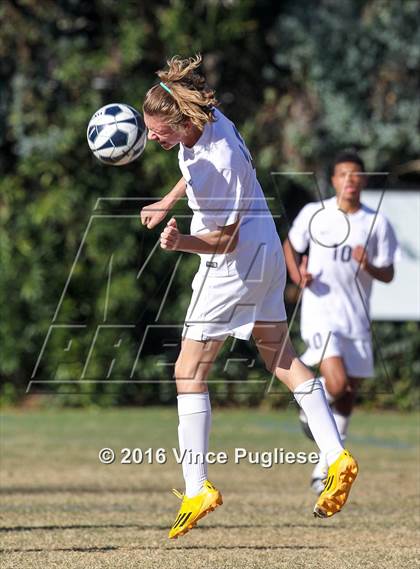 Thumbnail 3 in Sage Hill vs. Flintridge Prep (CIF SS D6 Playoff) photogallery.