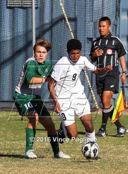 Thumbnail 2 in Sage Hill vs. Flintridge Prep (CIF SS D6 Playoff) photogallery.