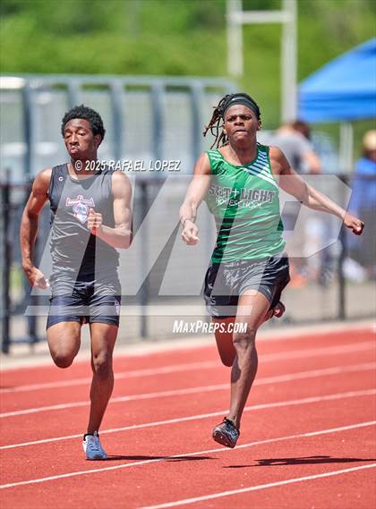 Thumbnail 1 in Lake Houston Conquerors Invitational (200M) photogallery.