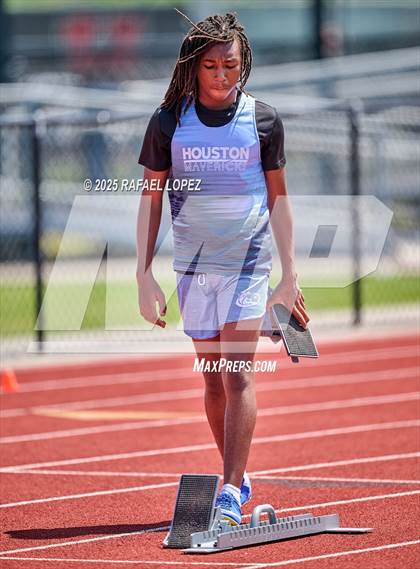 Thumbnail 2 in Lake Houston Conquerors Invitational (200M) photogallery.