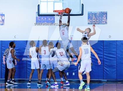 Thumbnail 2 in Wagner vs. Curtis (PSAL Staten Island Boro Final) photogallery.