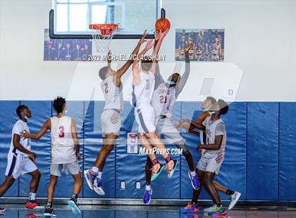 Thumbnail 3 in Wagner vs. Curtis (PSAL Staten Island Boro Final) photogallery.