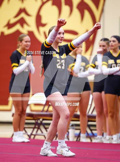 Thumbnail 3 in Del Oro photogallery.