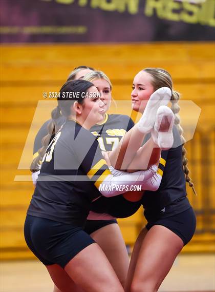 Thumbnail 3 in Del Oro photogallery.