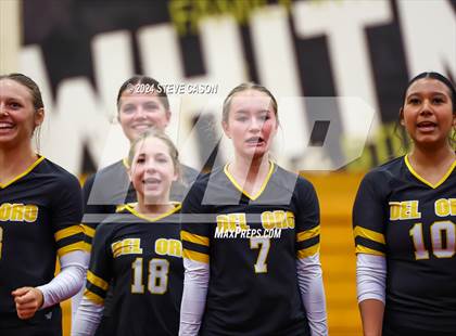 Thumbnail 3 in Del Oro photogallery.