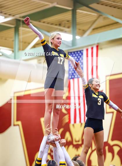 Thumbnail 2 in Del Oro photogallery.