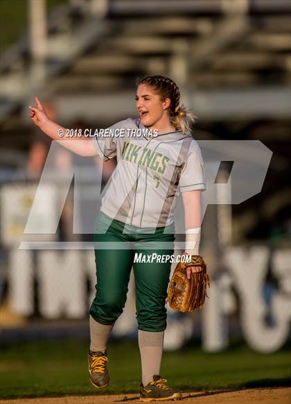Thumbnail 2 in Dominion @ Loudoun Valley photogallery.
