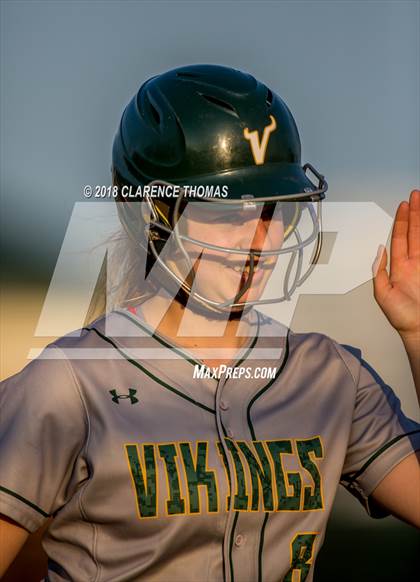 Thumbnail 3 in Dominion @ Loudoun Valley photogallery.