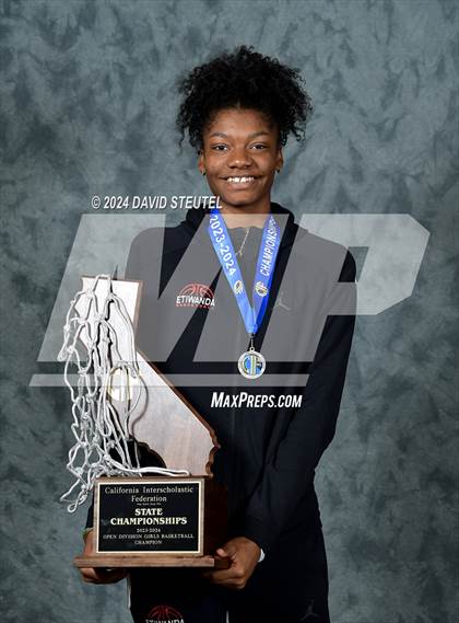 Thumbnail 1 in Etiwanda (CIF State Open Div. Awards) photogallery.