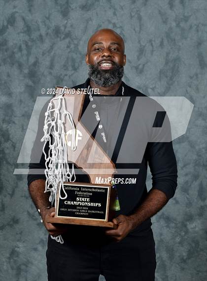 Thumbnail 2 in Etiwanda (CIF State Open Div. Awards) photogallery.