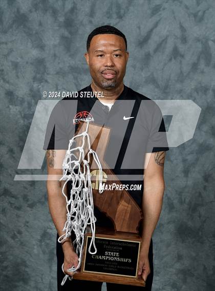 Thumbnail 3 in Etiwanda (CIF State Open Div. Awards) photogallery.