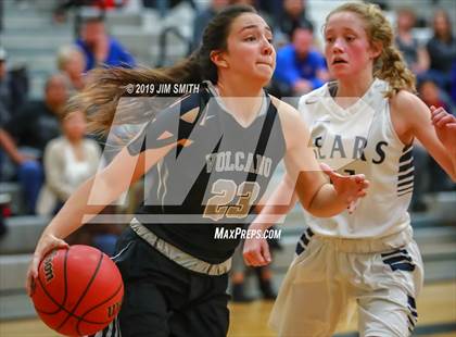 Thumbnail 1 in Volcano Vista vs. La Cueva (Albuquerque Metro Championships) photogallery.