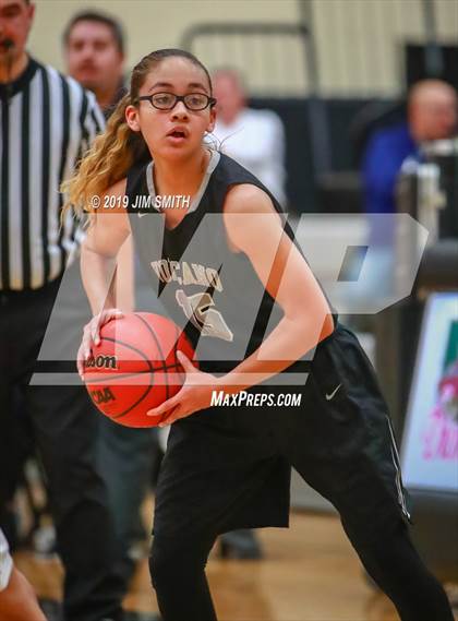 Thumbnail 1 in Volcano Vista vs. La Cueva (Albuquerque Metro Championships) photogallery.